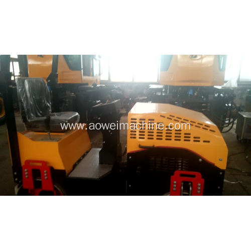 Cheap Hydraulic 1 Ton Asphalt Compactor Vibratory Mini Road Roller for Sale